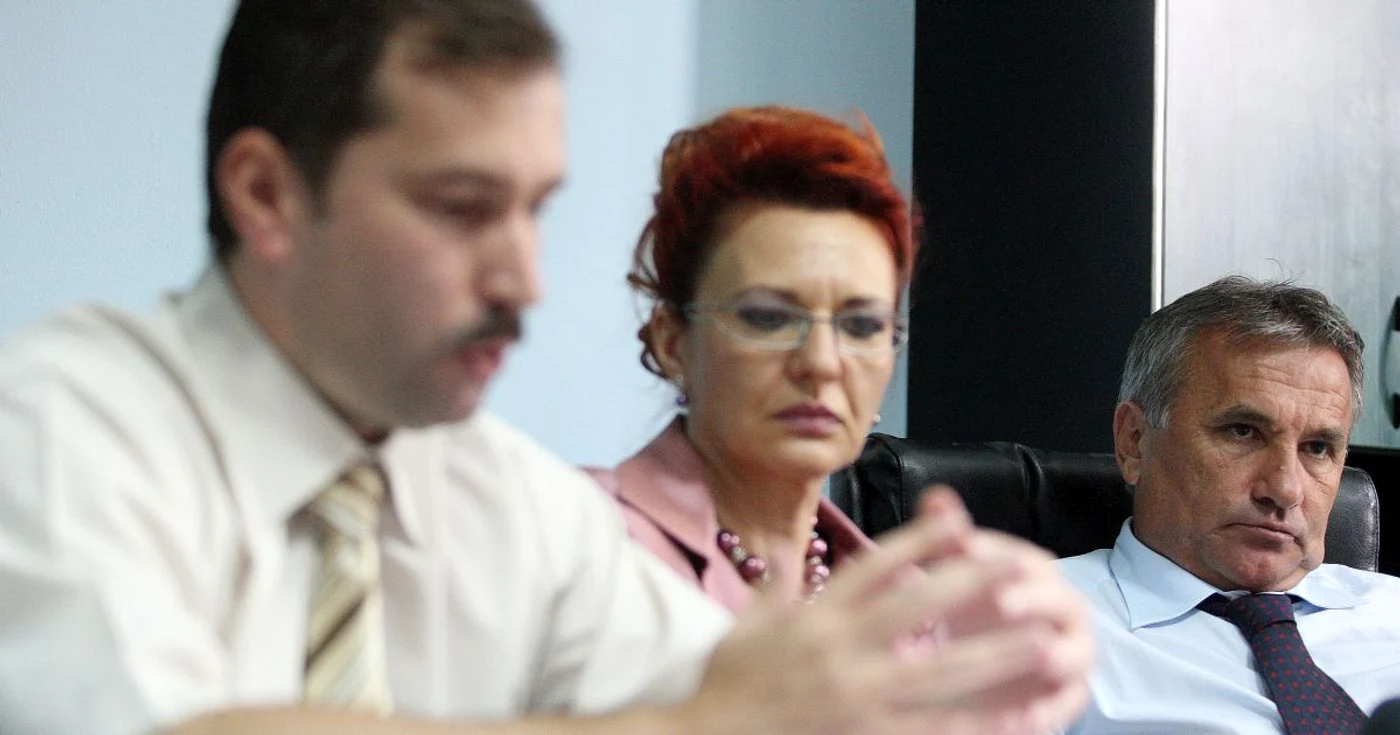 Gabriela Ionescu şi Ionel Olari (dreapta) au pătat imaginea Fiscului