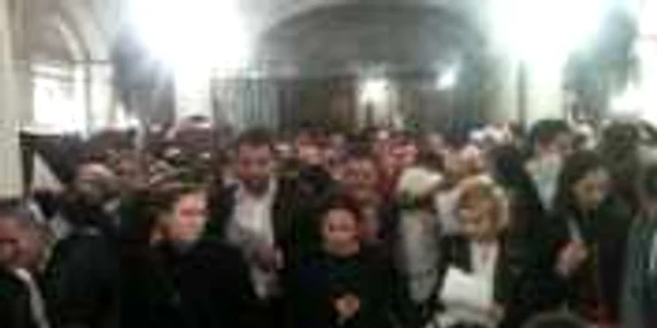 diaspora voteaza ambasada romaniei la paris foto sanda veber