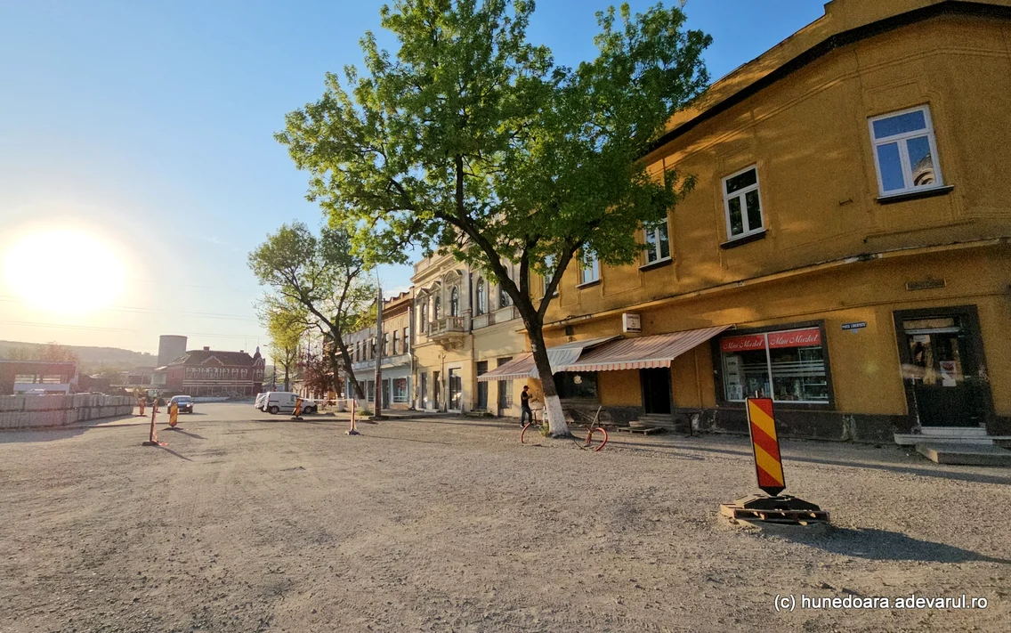 Centrul istoric din Hunedoara si zona Castelului Corvinilor  Foto Daniel Guță  ADEVĂRUL (39) jpg