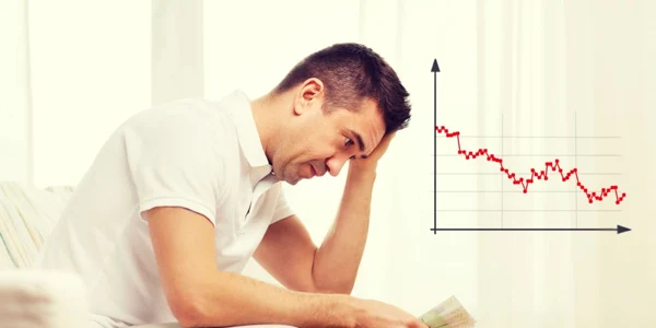 Economie - criza - calcule - FOTO 123 RF 