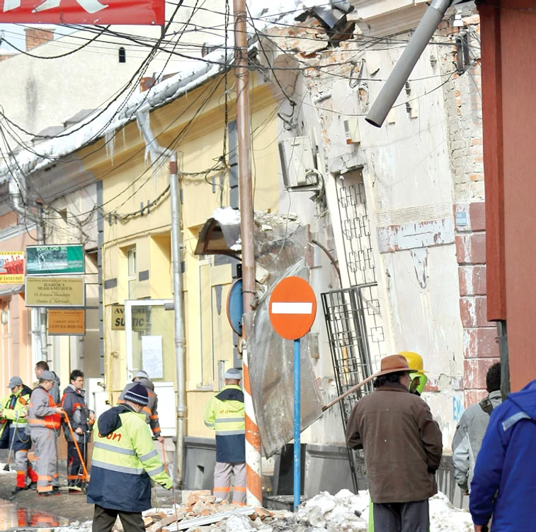 La 19 februarie, o acumulare de gaze a dus la două explozii succesive într-o clădire din Sighet
