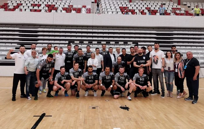 
    CSM Bucuresti s-a calificat in finala Cupei Challenge la handbal masculin  