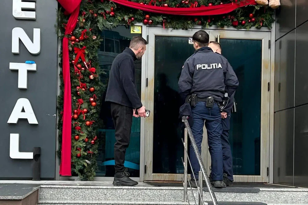 Stomatolog acuzat că a vrut să incendieze clinica unui coleg. La cercetări a lovit trusa criminalistului. „Mă amenință cu moartea”