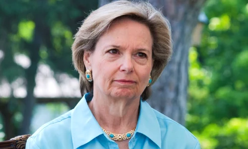 Principesa Sofia in turcoaz la premierea copiilor participanti la concursul Basmele Reginei Maria   Daniel Angelescu, Casa Majestatii Sale (9) jpg