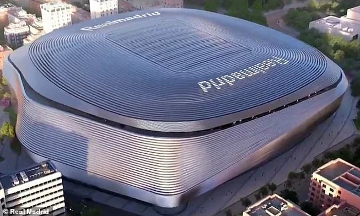 
    Conducerea madrilenilor a decis să şi schimbe numele arenei după modernizareFoto: @RealMadrid  