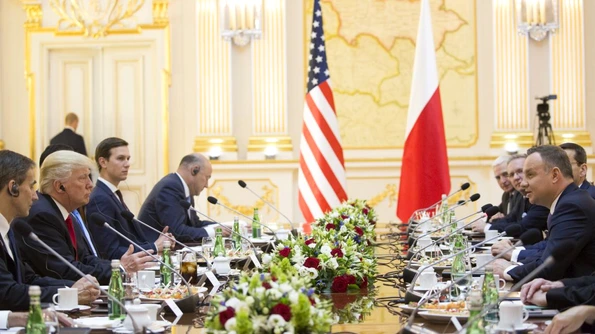 Polonia, dispusă să plătească peste 2 miliarde de dolari pentru o bază militară americană pe teritoriul său jpeg