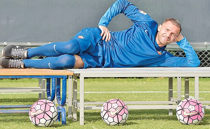 Lobonț a jucat la Roma 28 de meciuri în 7 campionate!