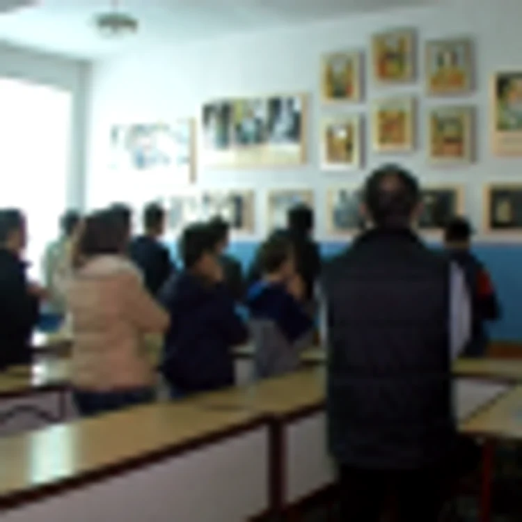 De luni, la ora de Religie vor participa doar elevii care au depus o cerere în acest sens