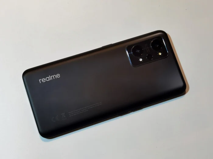 realme GT Neo2 FOTO Adrian Pogîngeanu