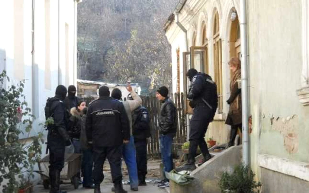 Vechiul proprietar al imobilului a mers cu executorul judecătoresc să îşi recupereze casa