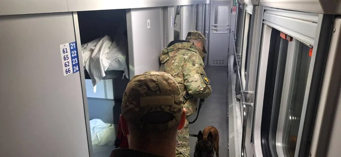 Alertă cu bombă la trenul București–Kiev FOTO Facebook / Poliția R. Moldova