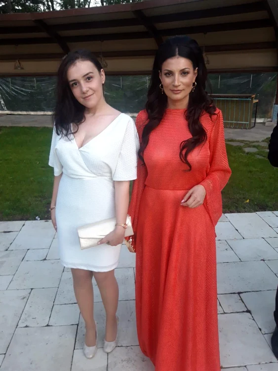 Ioana Ginghină a apărut la petrecerea Viva fără soțul ei Alexandru PapadopolFoto: Gheorghe Chelu