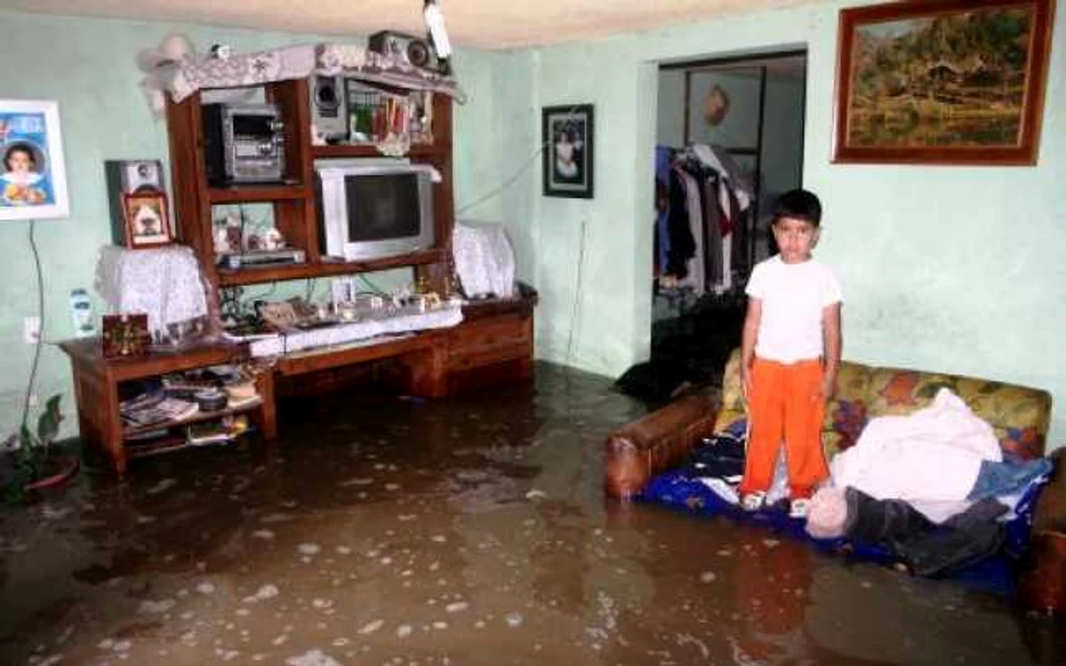 Regiunea Baja California, inundată înainte de uraganul Jimena (AFP)