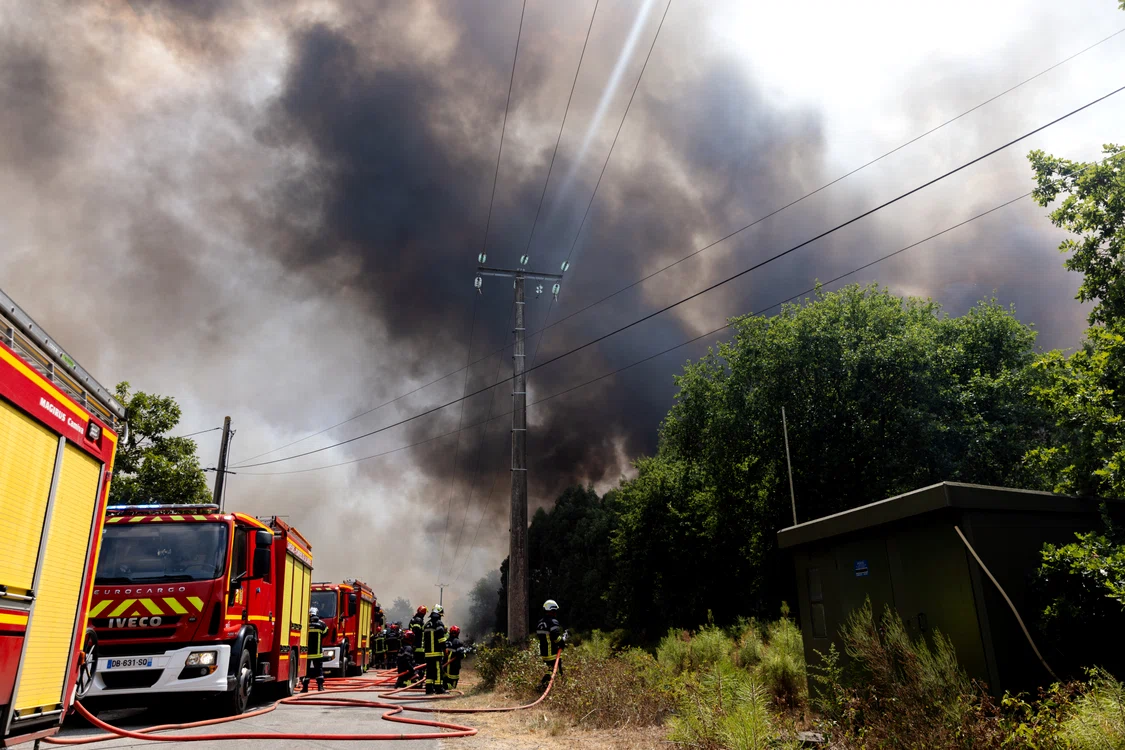 Incendiile fac ravagii în Franța și Spania/FOTO:X