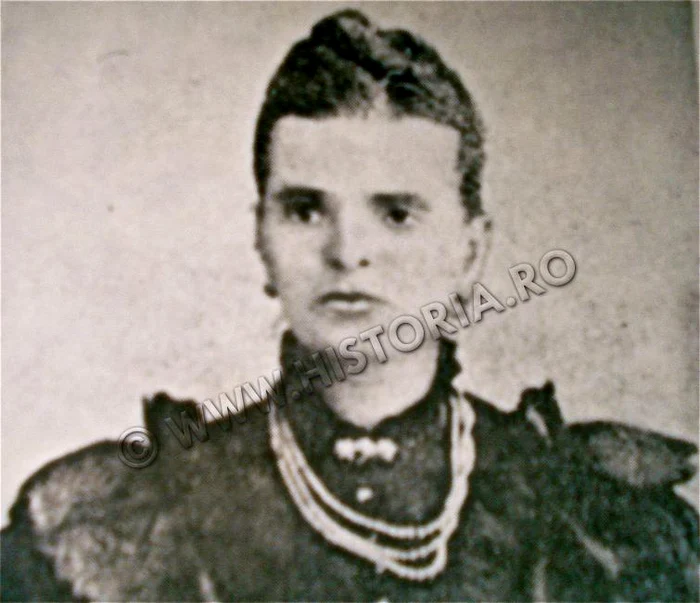 08  Mama Enescu Portrait Detaliu Kopie 2 0 JPG jpeg