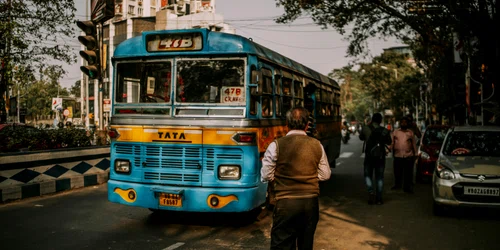 Autobuz TATA Motors FOTO: Pexels
