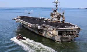 Portavionul american USS Nimitz OTO Profimedia