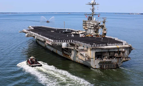 Portavionul american USS Nimitz OTO Profimedia