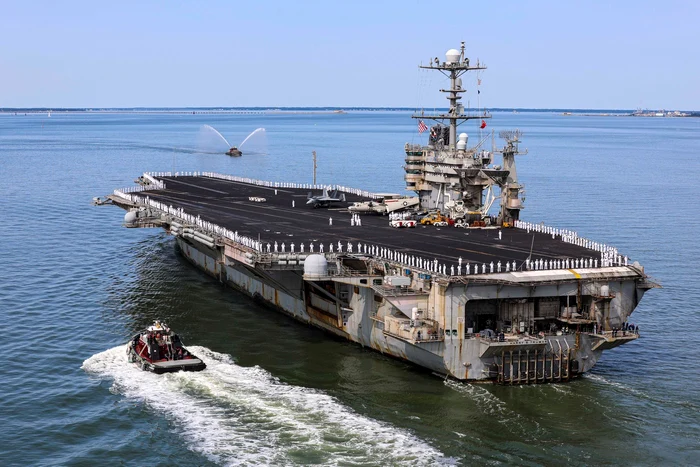 USS Nimitz FOTO Profimedia