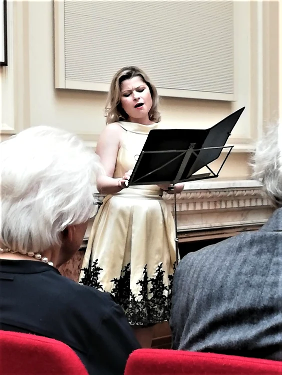  Mădălina Barbu