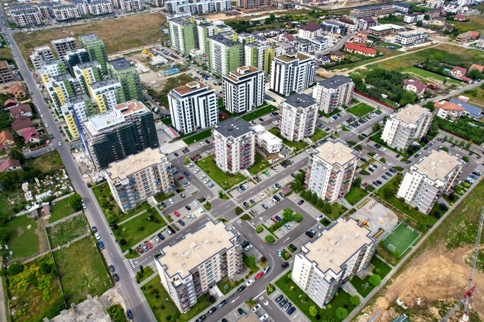 Spațiile verzi din jurul blocurilor nu aparțin proprietarilor de apartamente FOTO Shutterstock