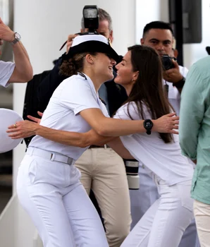 Regina Letizia și Prințesa Leonor, revedere în Panama City. FOTO: Profimedia