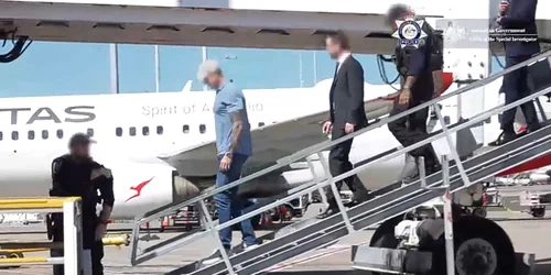 HFSUqMCXUAA9sGp jfif