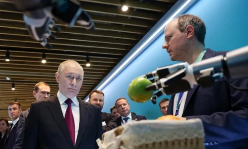 PUTIN ROBOT GREEN jpg