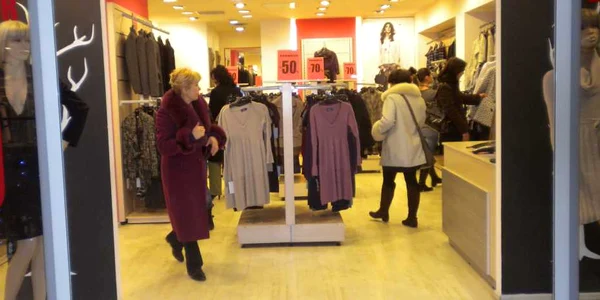 Magazinul Donna le oferă clienţilor reduceri importante la articolele de iarnă