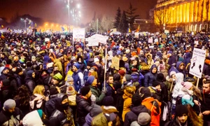 Cum trăim cu minciuna jpeg