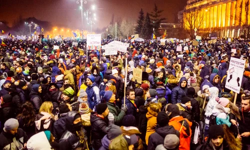 Cum trăim cu minciuna jpeg