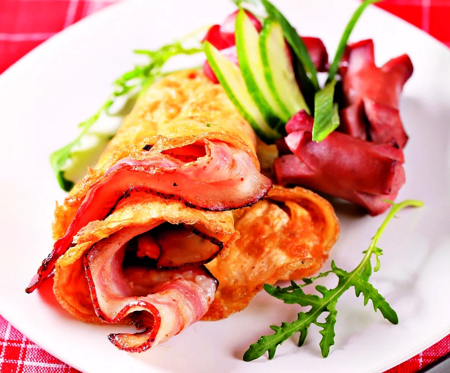 omleta cu bacon jpeg