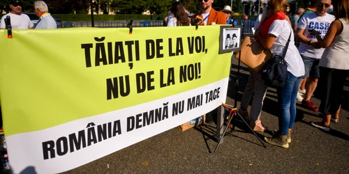 Protest în piața Victoriei față de măsurile de austeritate FOTO Mediafax 