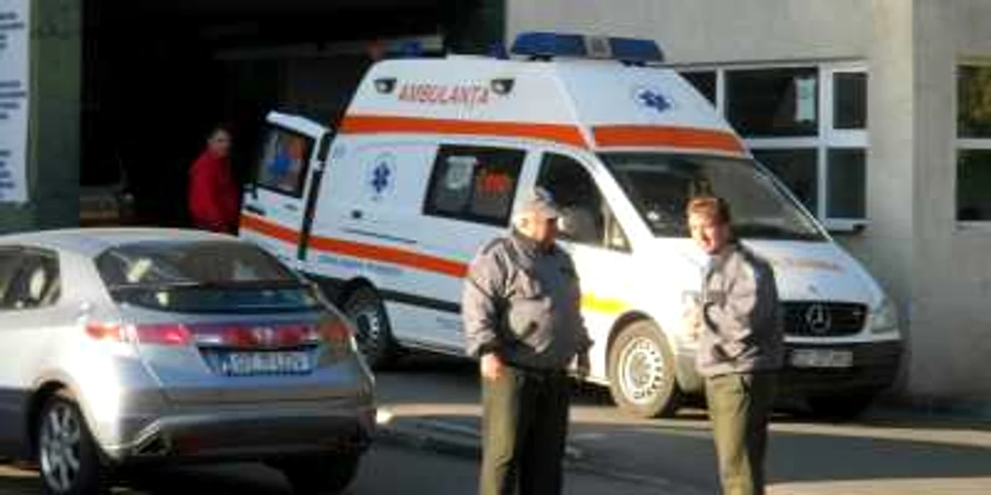 Fata a fost transportata la spital 