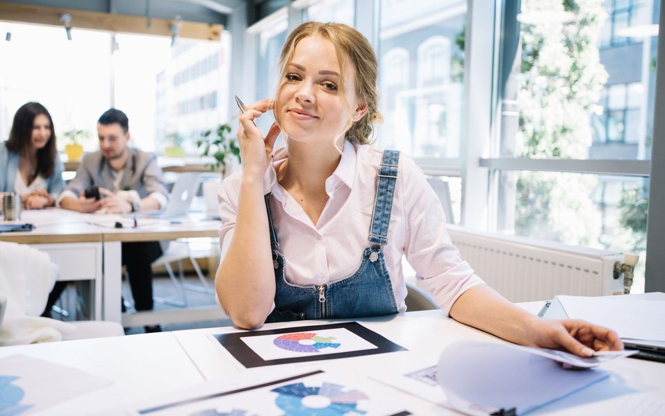 „E ușor să zici «business», mai greu să și faci așa ceva”. De ce mulți tineri visează la afacerea lor înainte de a-și căuta loc de muncă