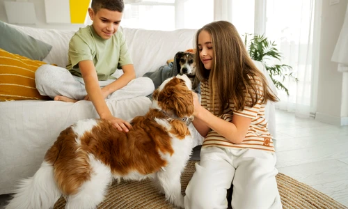 copii veseli si animale de companie jpg