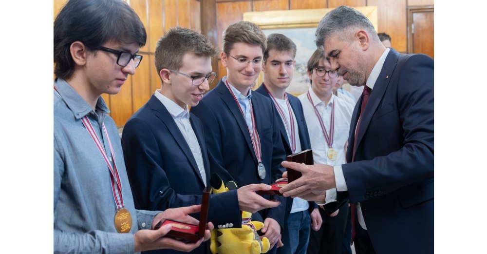 Elevii olimpicii vor intra la liceu fără Evaluarea Națională. Expert în educație: „Nu au nevoie să dea examen“