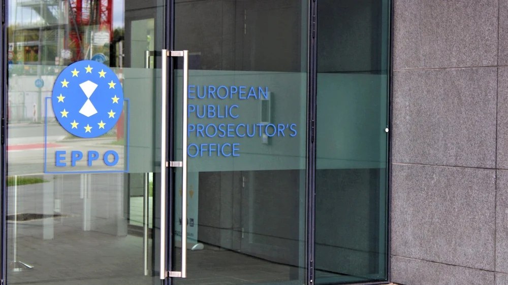Fraudă de 100 milioane de euro cu fonduri europene și naționale, descoperită de Parchetul European de la București. Mafia italiană, implicată în caz