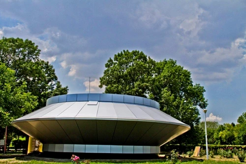 1 51829 original jpg jpeg