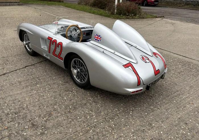 Mercedes-Benz 300 SLR pentru copii