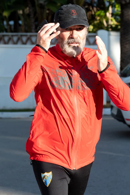 Antonio Banderas a ieșit la alergat, dar a fost deranjat de prezența fotoreporterilor 