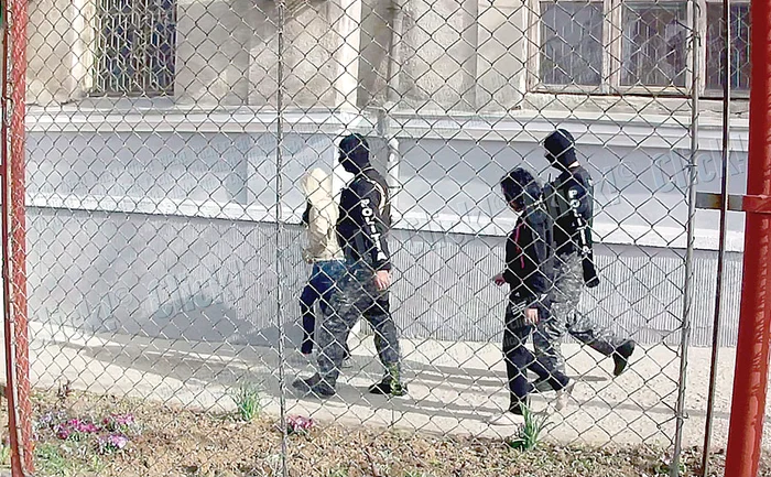 
    Membrii reţelei au fost  arestaţi la 6 aprilie  