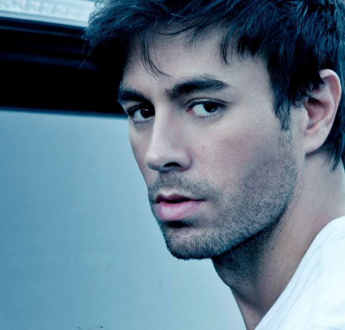 Enrique Iglesias va cânta la Bucureşti, pe 12 mai,la Romexpo