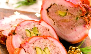 rulada picanta de porc jpeg