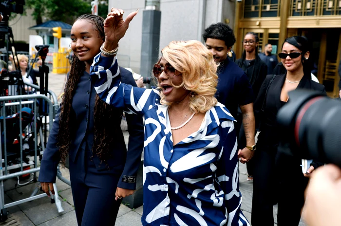 Mama lui Sean Diddy, fericită după ce a aflat verdictul juriului (Foto: Profimedia)