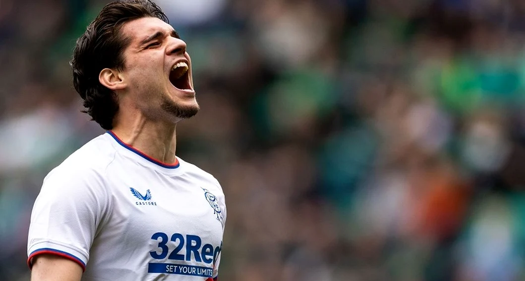 Ianis Hagi abia așteaptă să plece de la Glasgow Rangers. Foto Facebook 