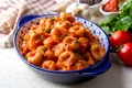 Chiftelute cu bulgur si sos de rosii  Sursa foto shutterstock 2003356028 jpg