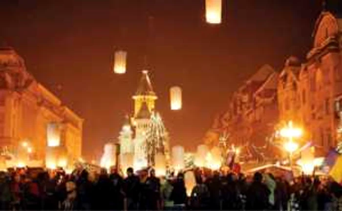 Timişorenii îşi amintesc în luna decembrie de eroii căzuţi în 1989. FOTO: Arhiva Adevărul