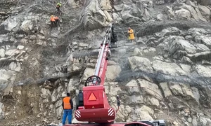 lucrari la versanti pe dn 10 foto captura video facebook