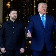 Trump și Zelenski la Mar-a-Lago FOTO Profimedia